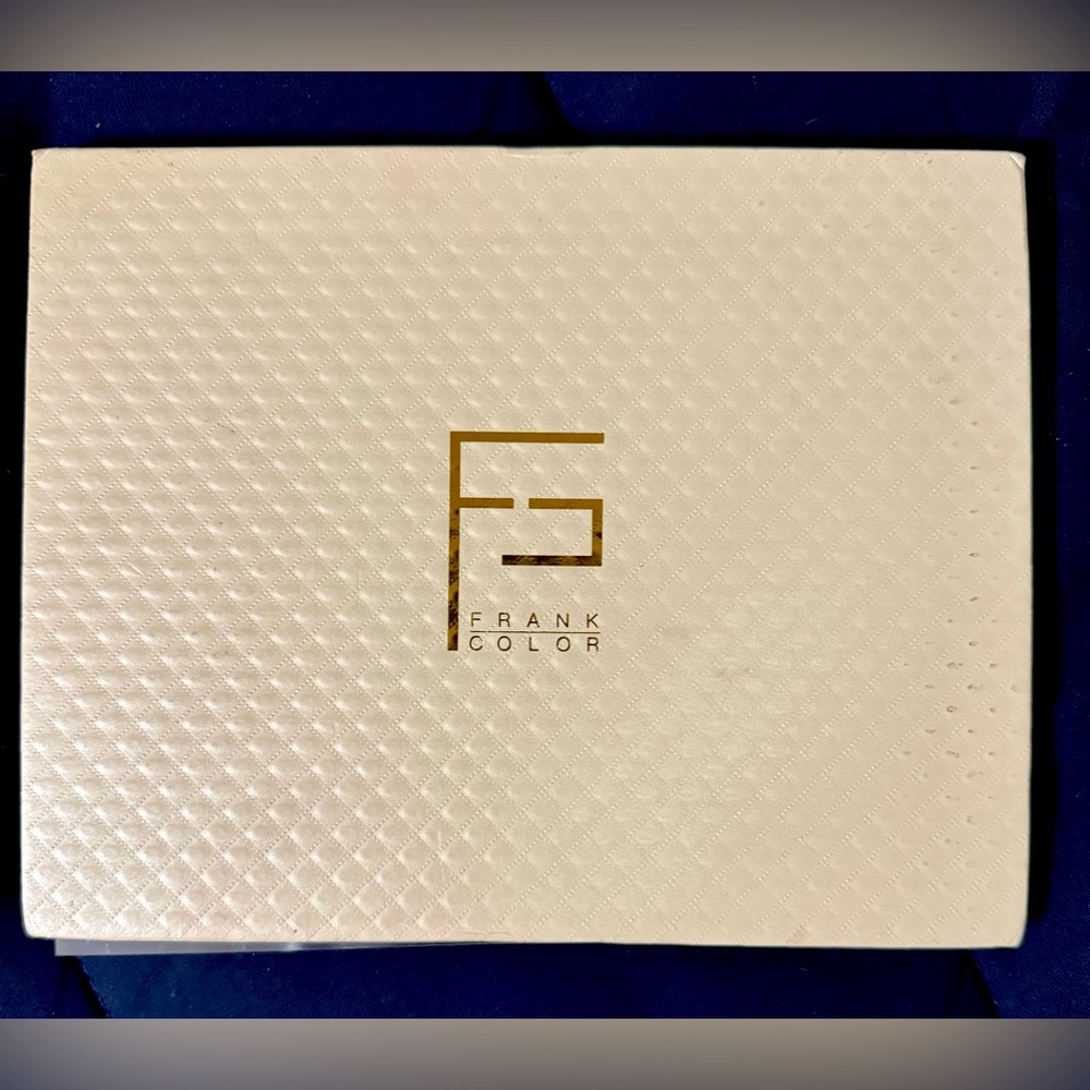 Frank Eyeshadow pallet.NEW!